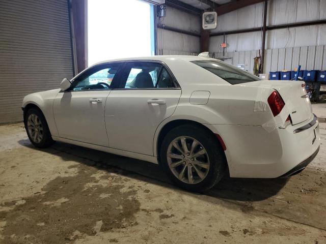  CHRYSLER 300 2018 White