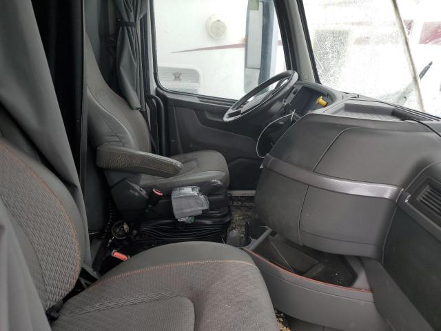 2019 VOLVO VN VNL  