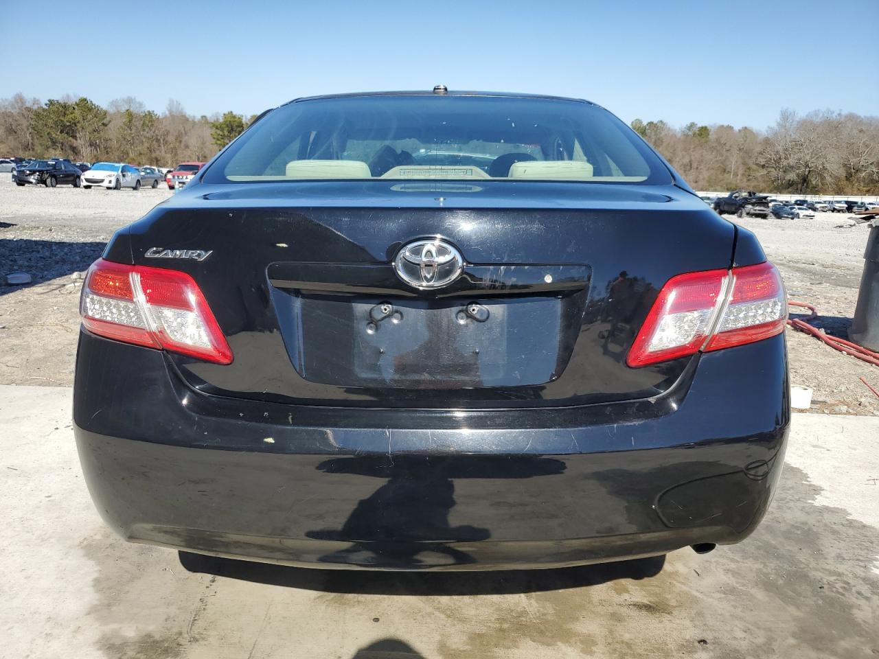 2010 Toyota Camry - Image 6
