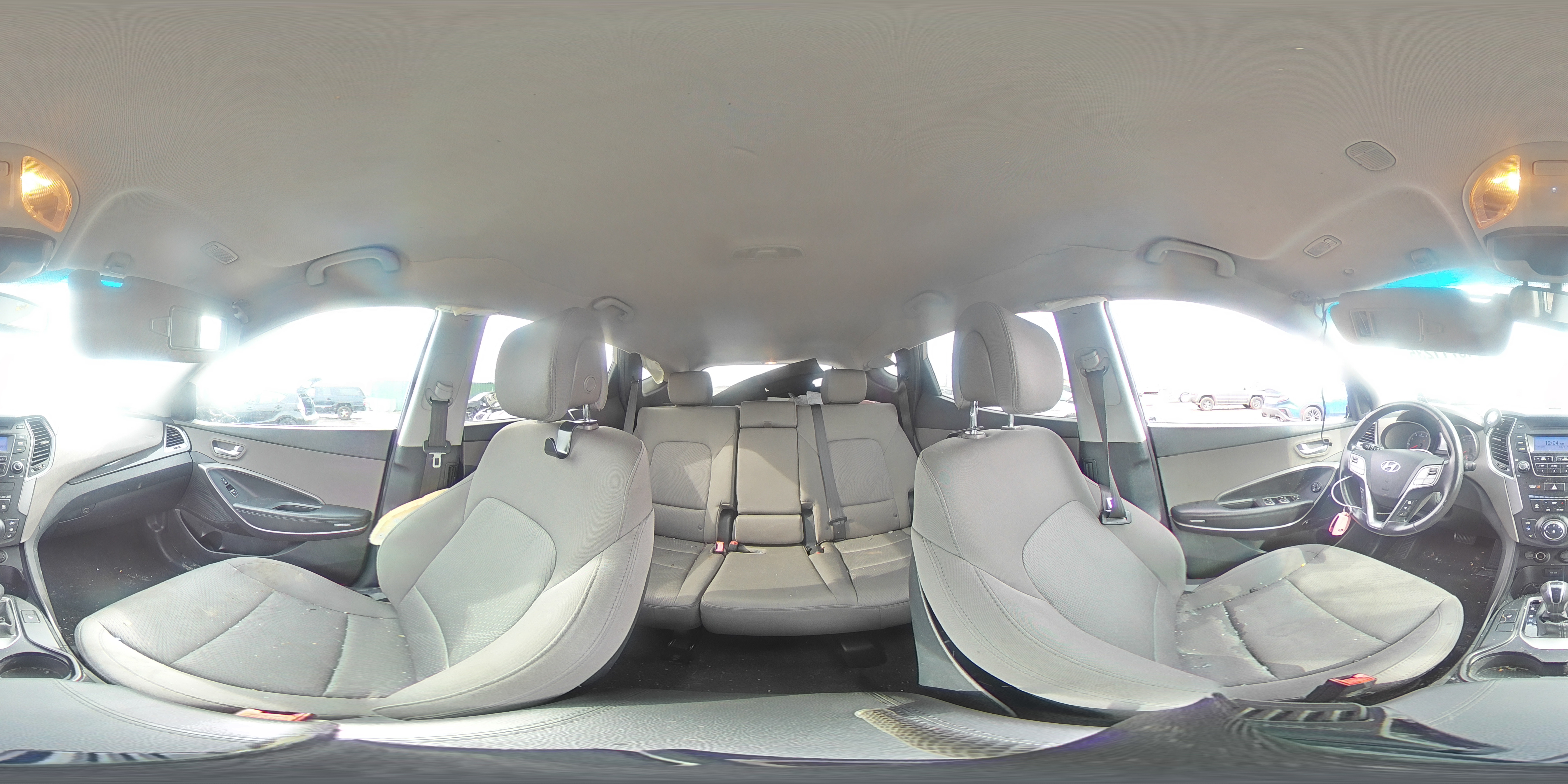 2013 Hyundai Santa Fe - Image 12