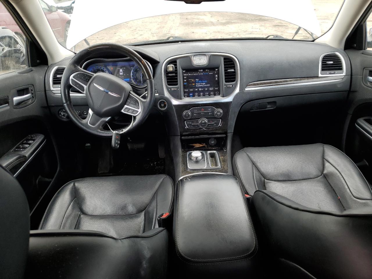 2018 Chrysler 300 - Image 8