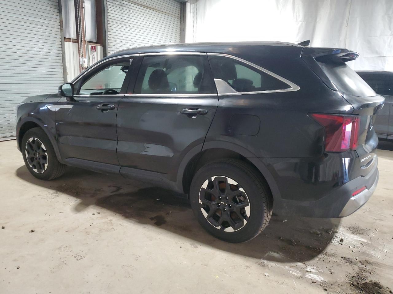 2024 Kia Sorento - Image 2