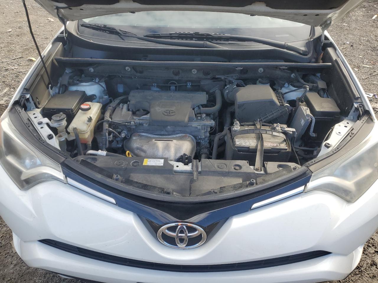 2016 Toyota RAV 4 - Image 14