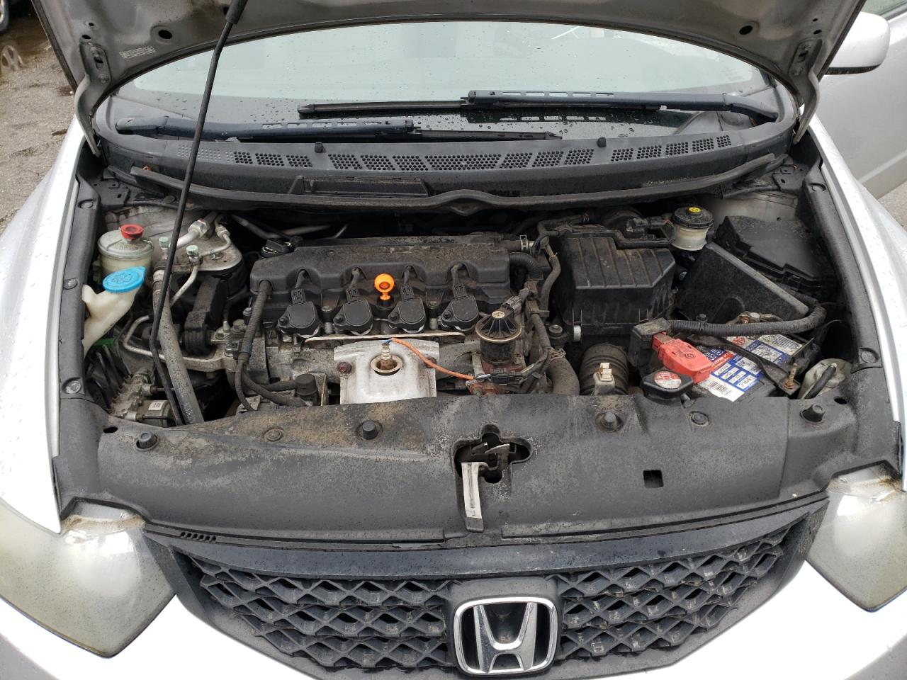 2010 Honda Civic - Image 11