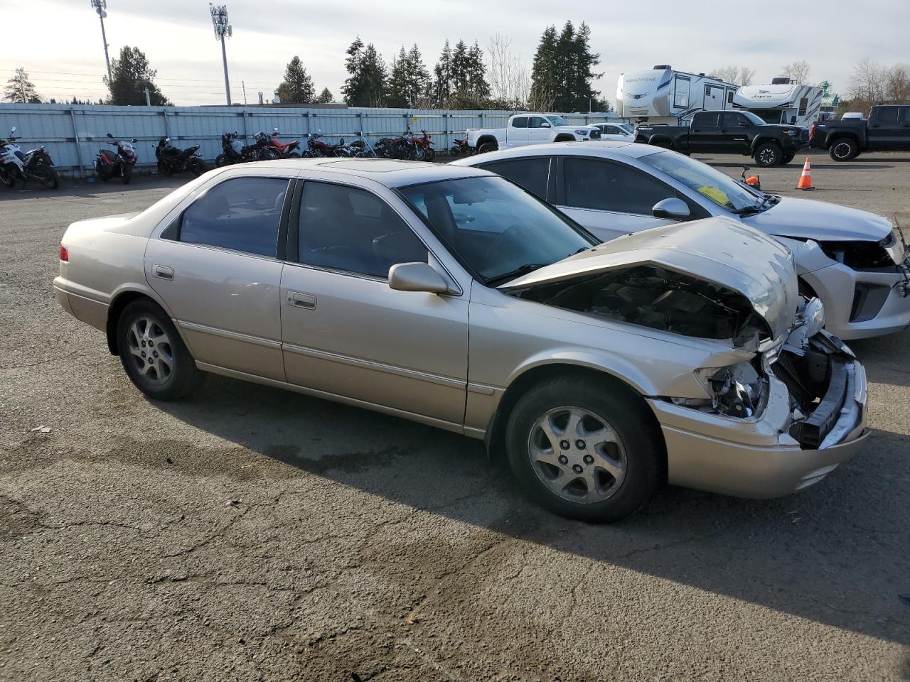 1997 Toyota Camry - Image 4