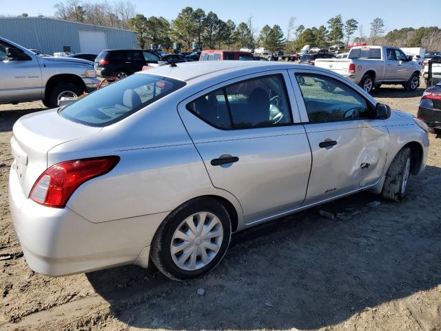  NISSAN VERSA 2015 Сріблястий