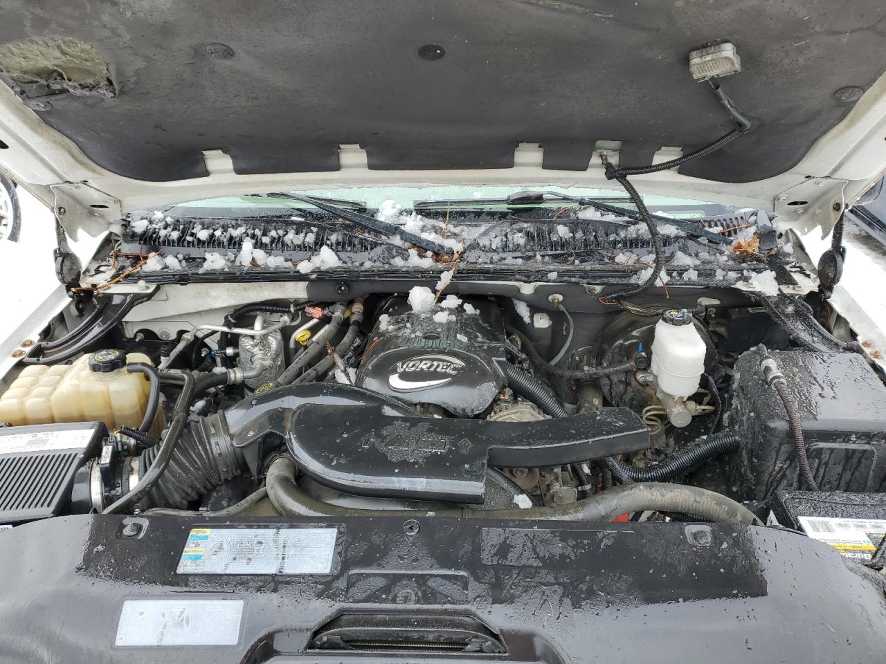 2002 Chevrolet Suburban - Image 12