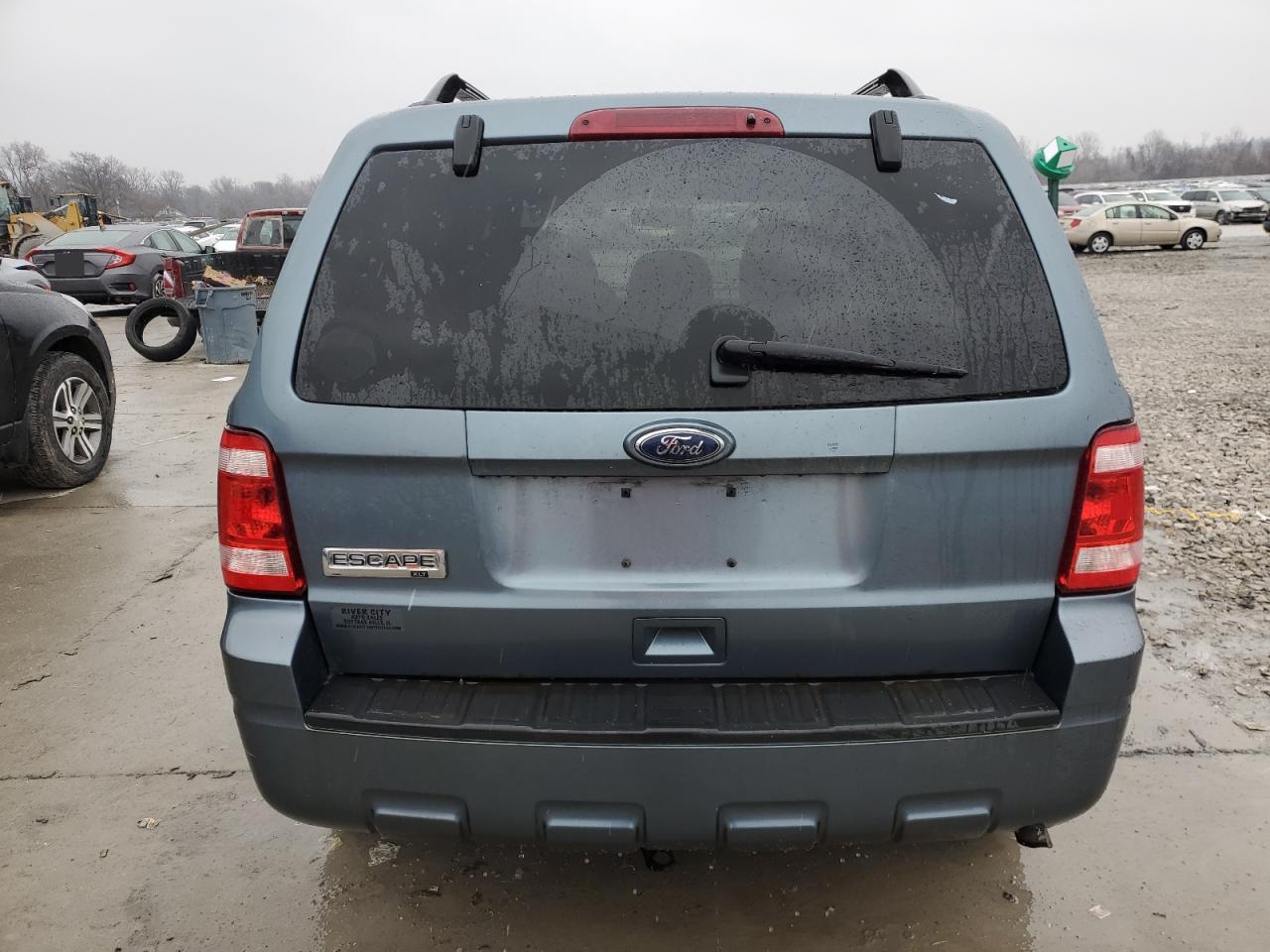 2010 Ford Escape - Image 6