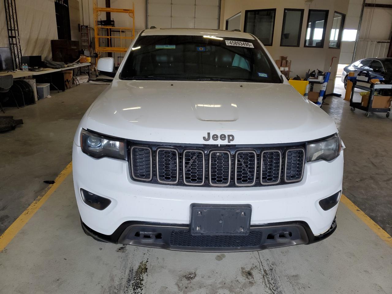 2016 Jeep Grand Cherokee - Image 5