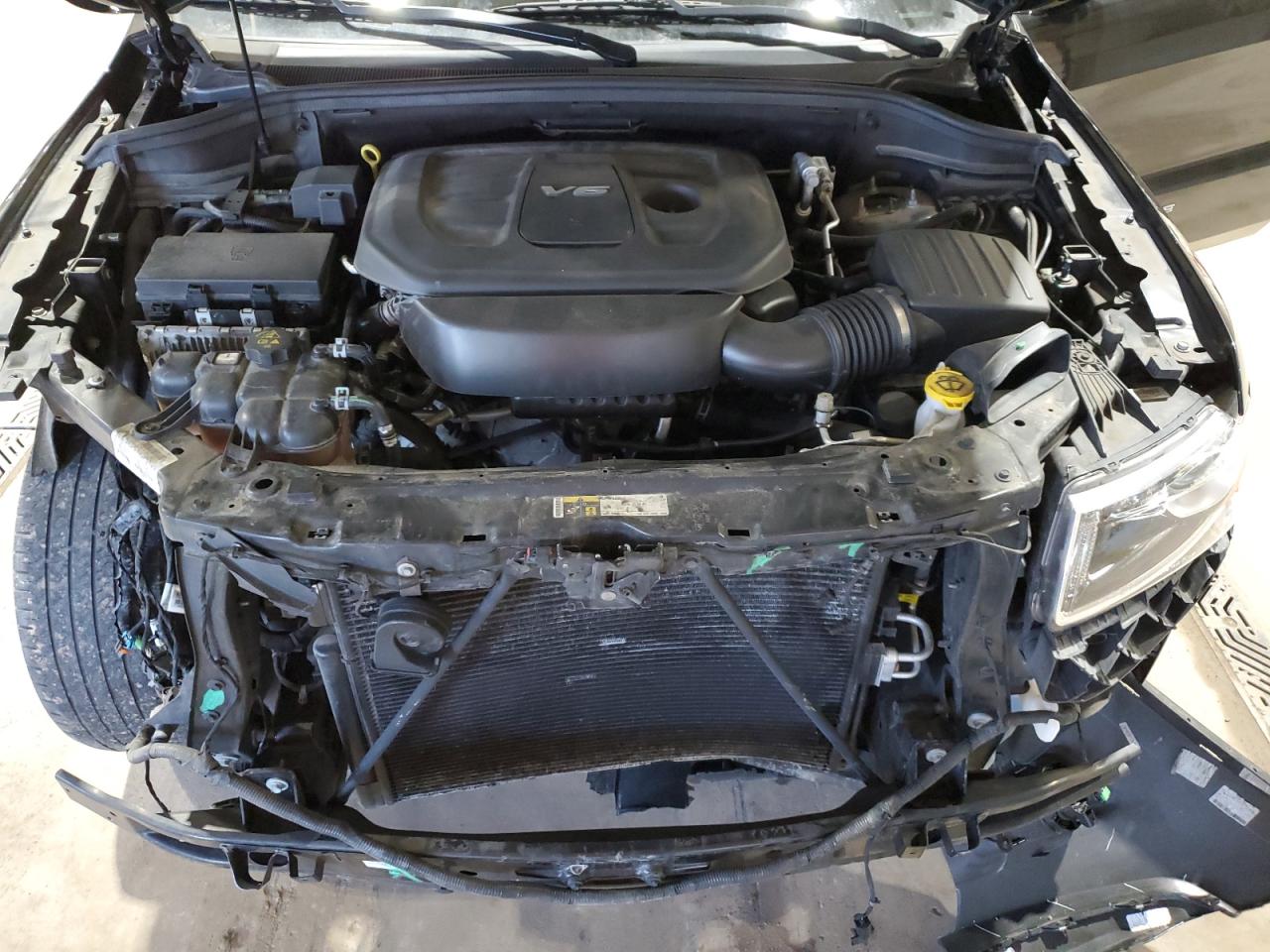 2016 Jeep Grand Cherokee - Image 12