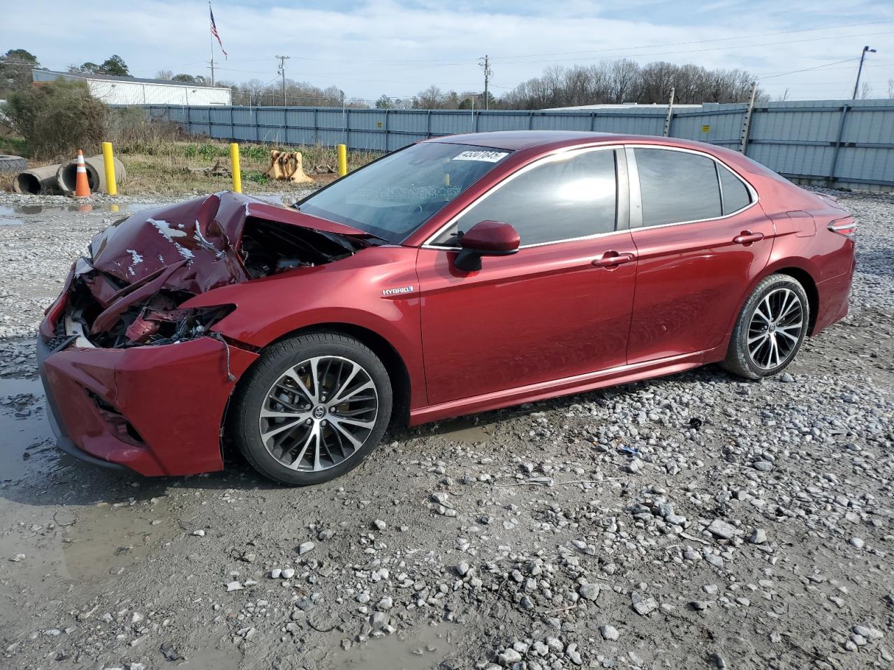 2018 Toyota Camry Hybrid for Sale in Montgomery, AL - Front End