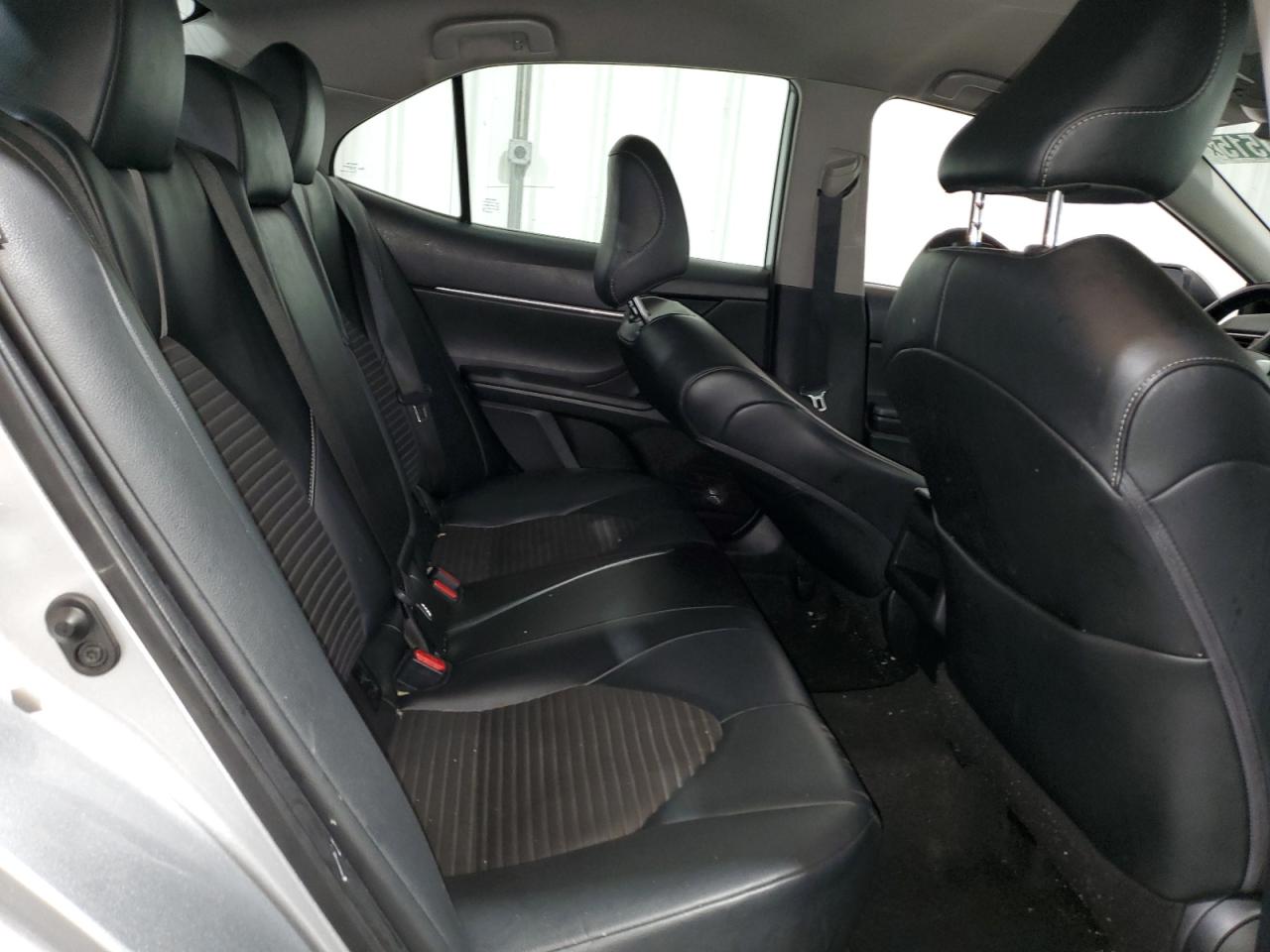 2021 Toyota Camry - Image 10