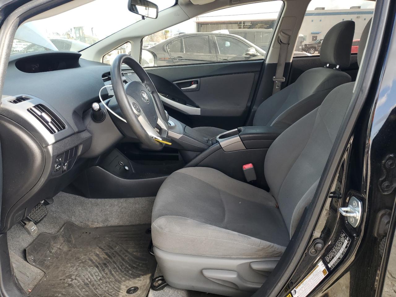 2012 Toyota Prius - Image 7
