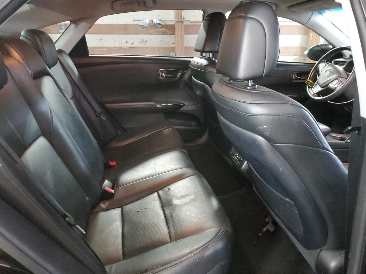 2013 Toyota Avalon - Image 10