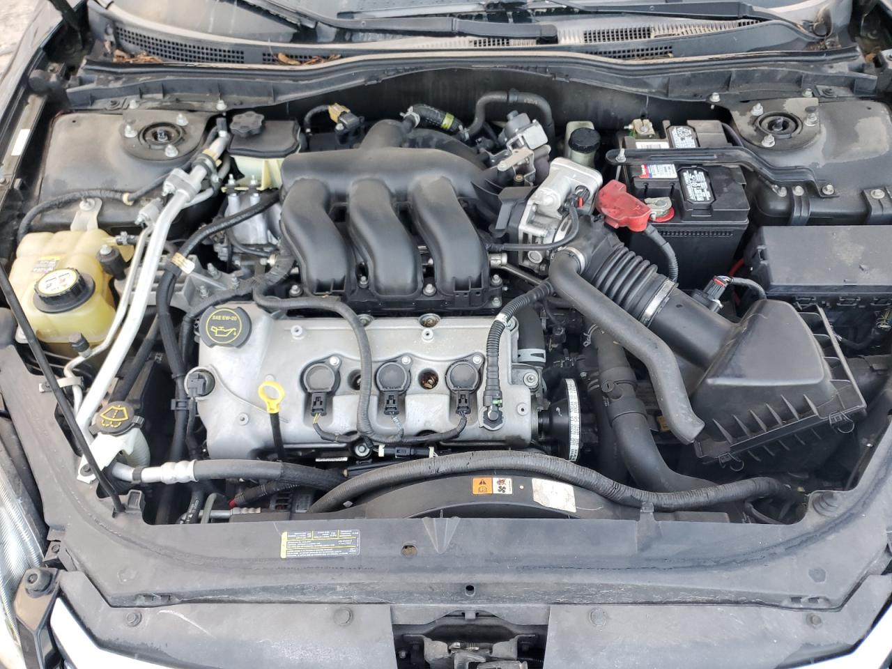 2009 Ford Fusion - Image 12