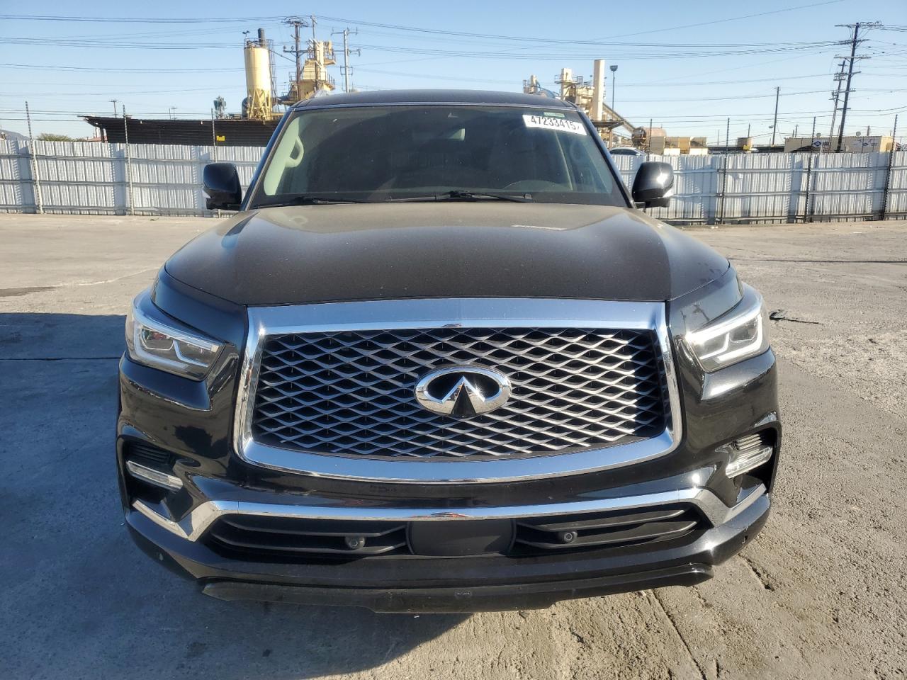 2021 Infiniti QX80 - Image 5