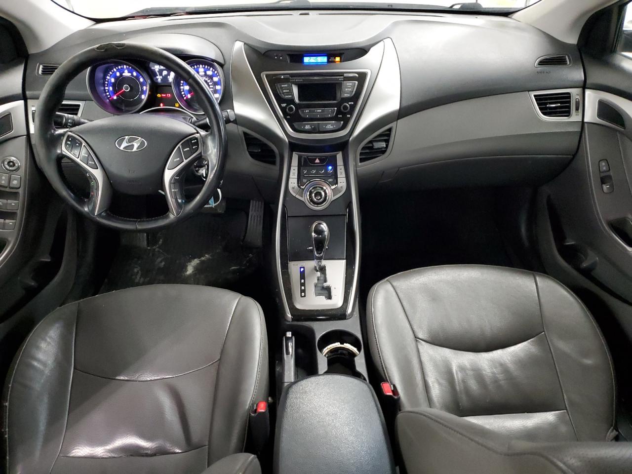 2013 Hyundai Elantra - Image 8