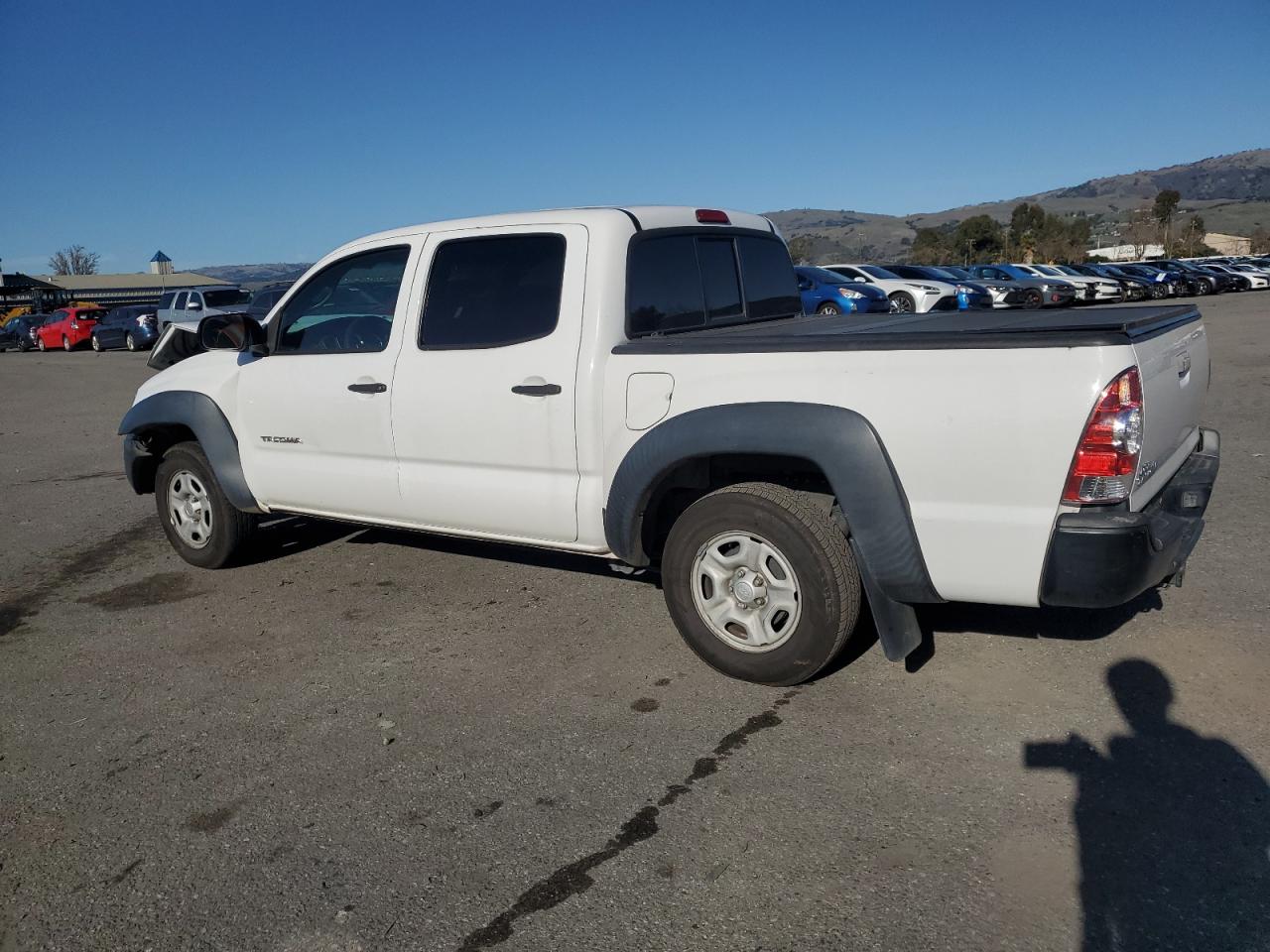 2013 Toyota Tacoma - Image 2