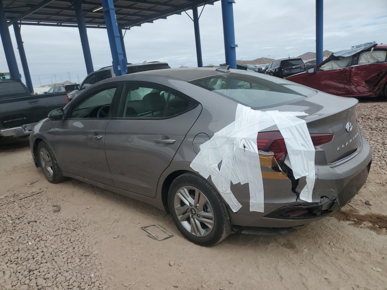 2020 Hyundai Elantra - Image 2