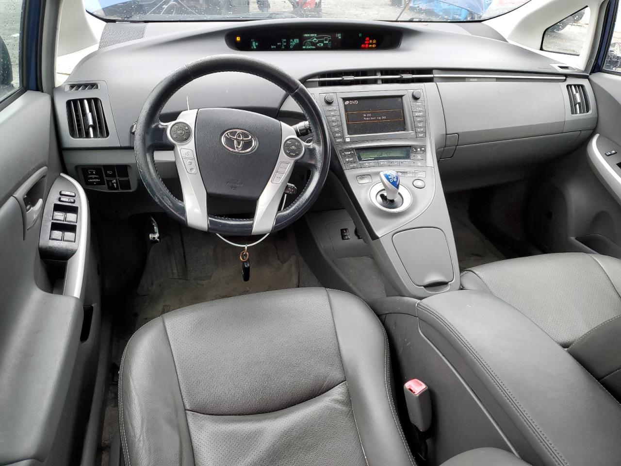 2010 Toyota Prius - Image 8