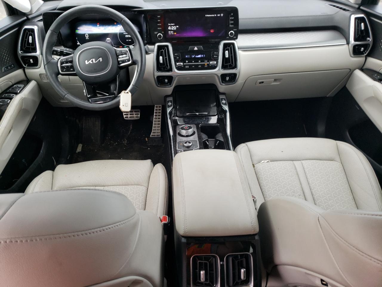 2024 Kia Sorento - Image 8