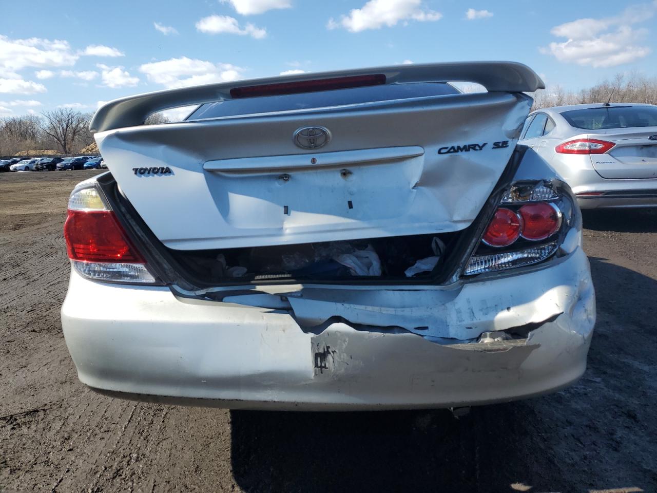2005 Toyota Camry - Image 6