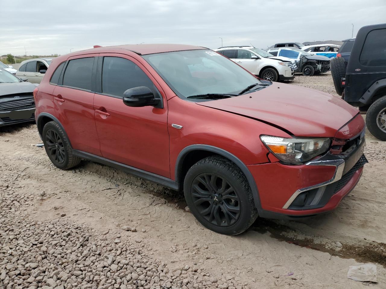 2018 Mitsubishi Outlander - Image 4