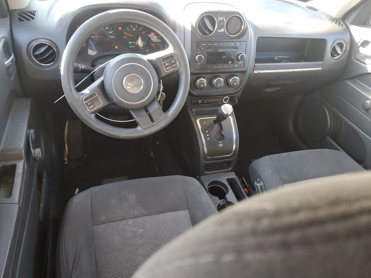 2011 Jeep Liberty (Patriot) - Image 8