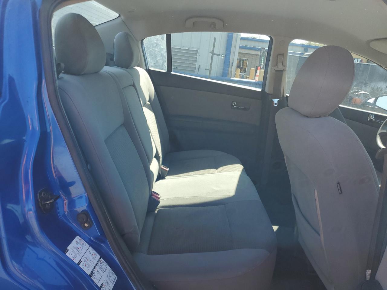 2011 Nissan Sentra - Image 10