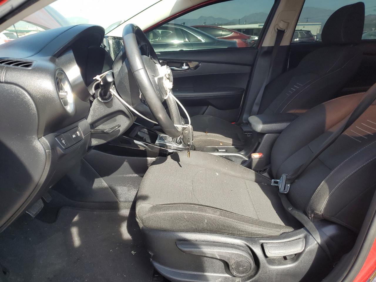 2019 Kia Forte - Image 7