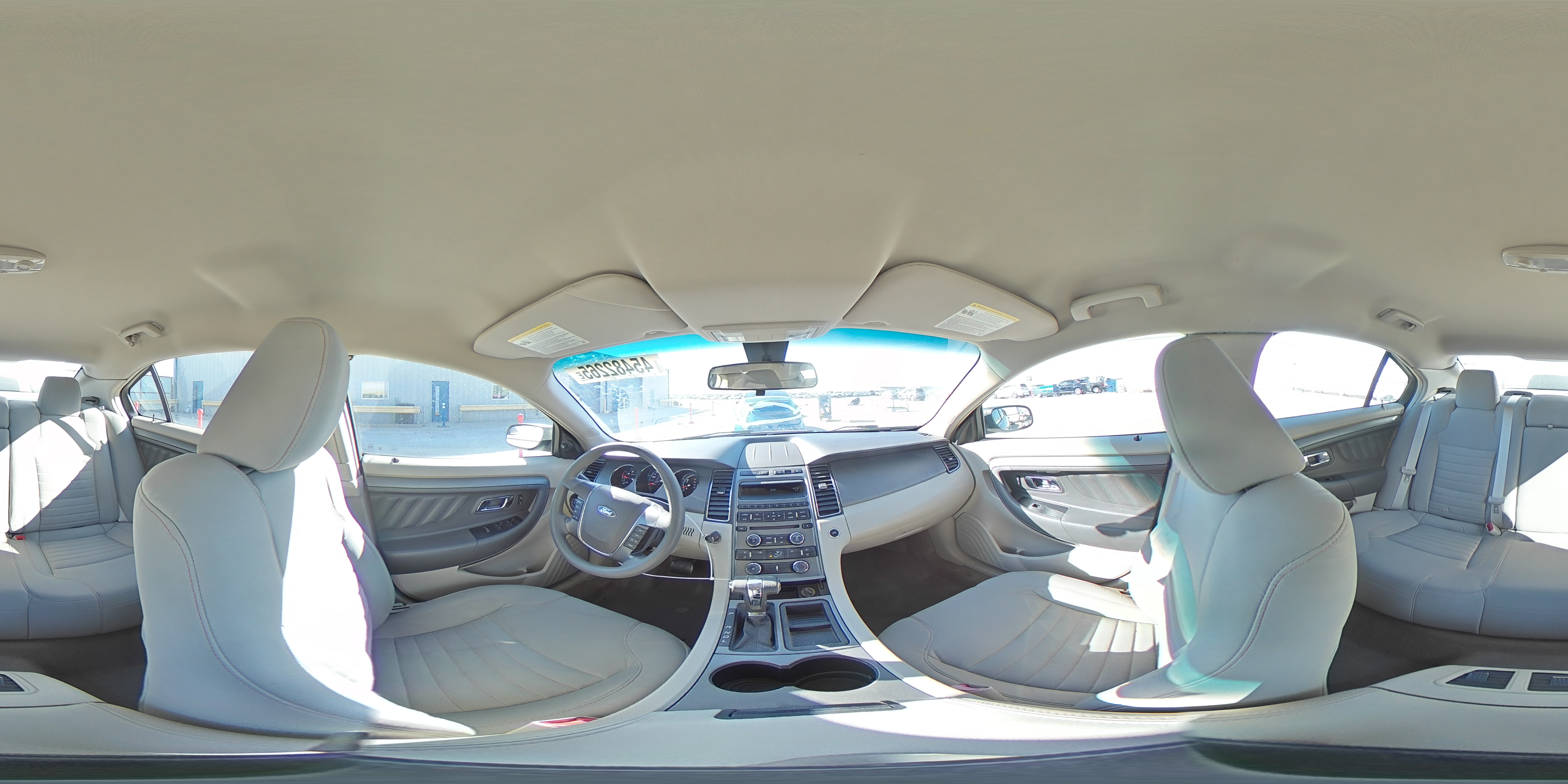 2012 Ford Taurus - Image 14