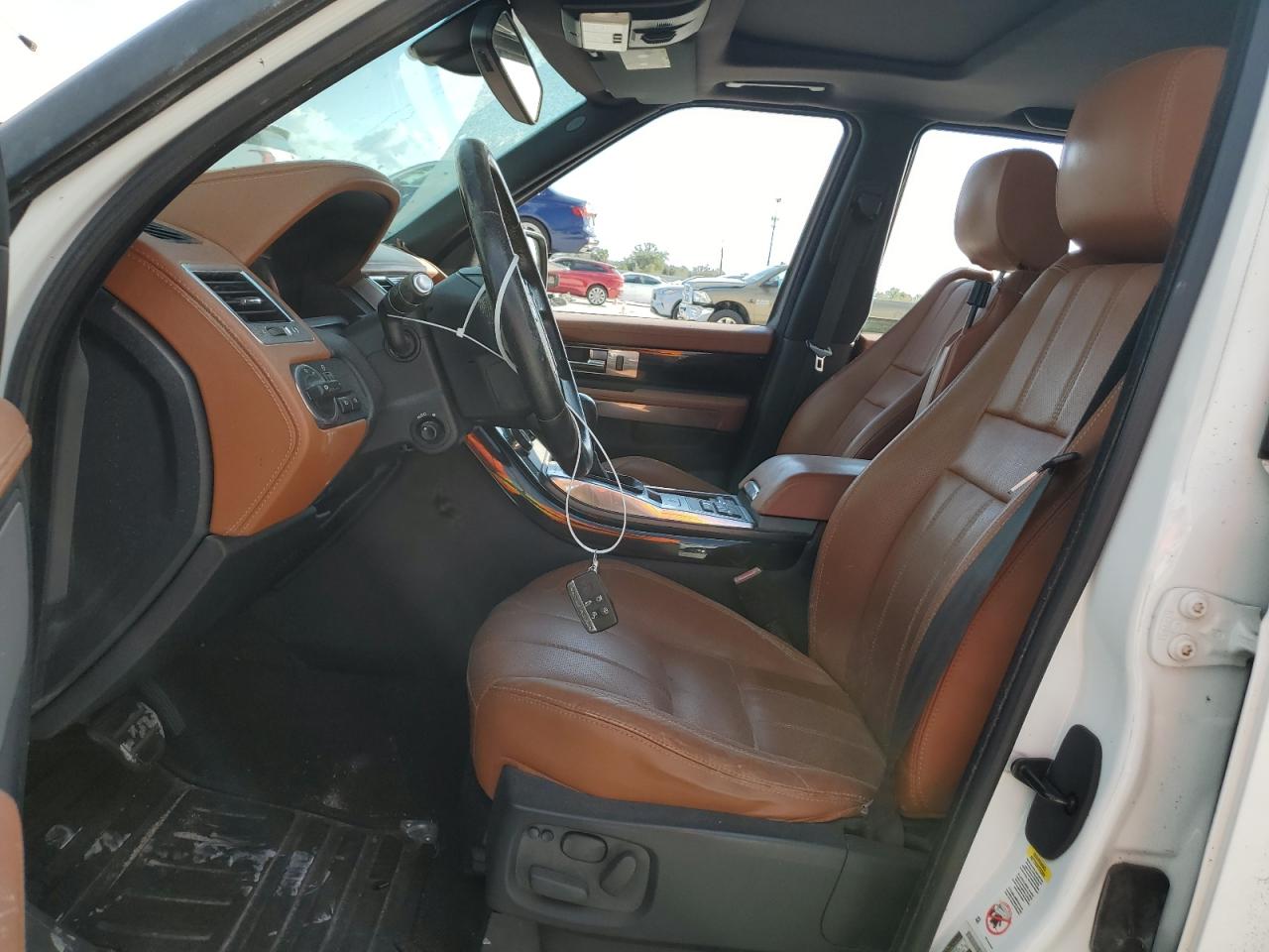 2013 Land Rover Range Rover - Image 7