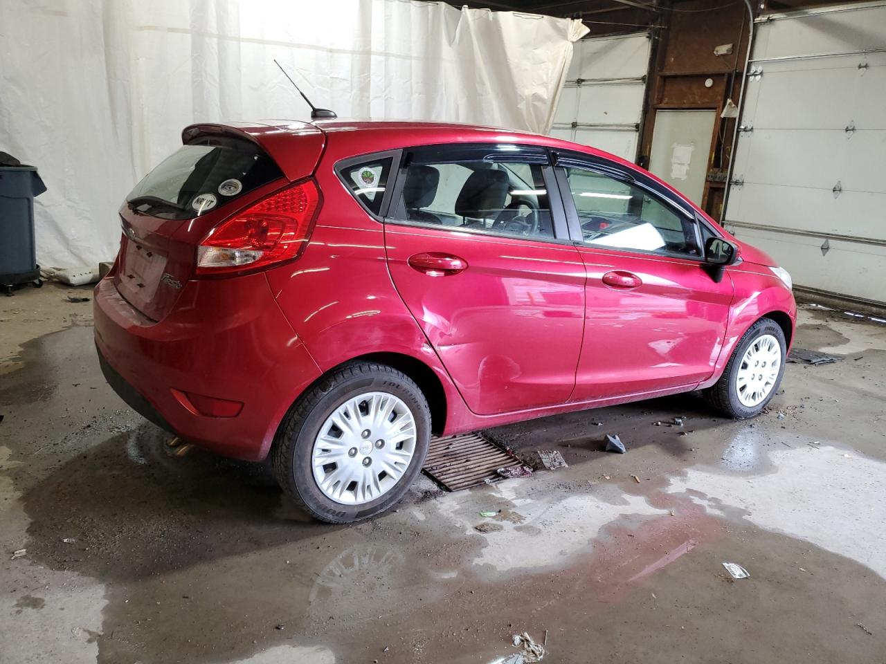 2012 Ford Fiesta - Image 3