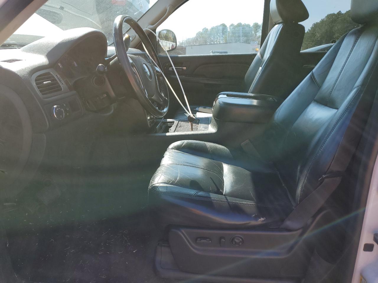 2007 GMC Yukon - Image 7