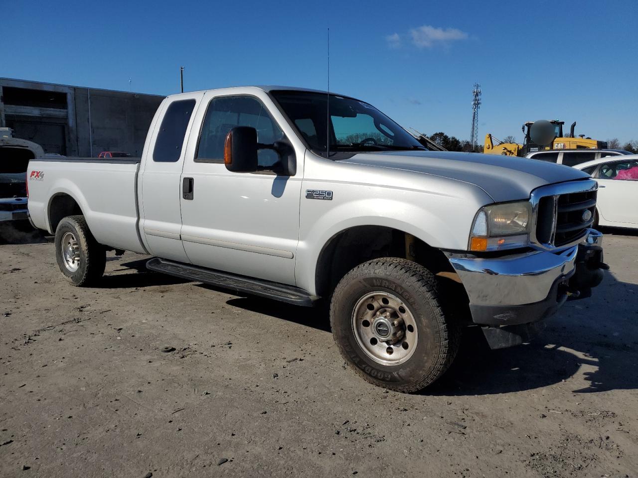 2003 Ford F250 - Image 4