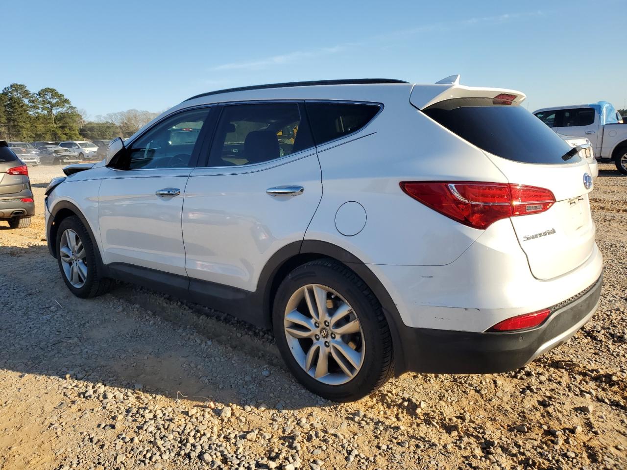 2015 Hyundai Santa Fe - Image 2