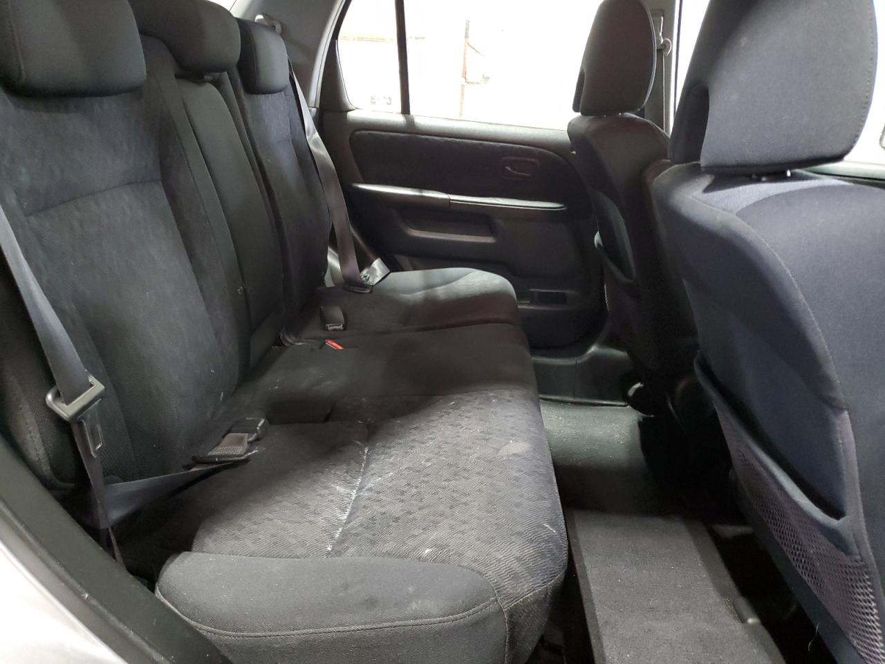 2005 Honda CR-V - Image 11
