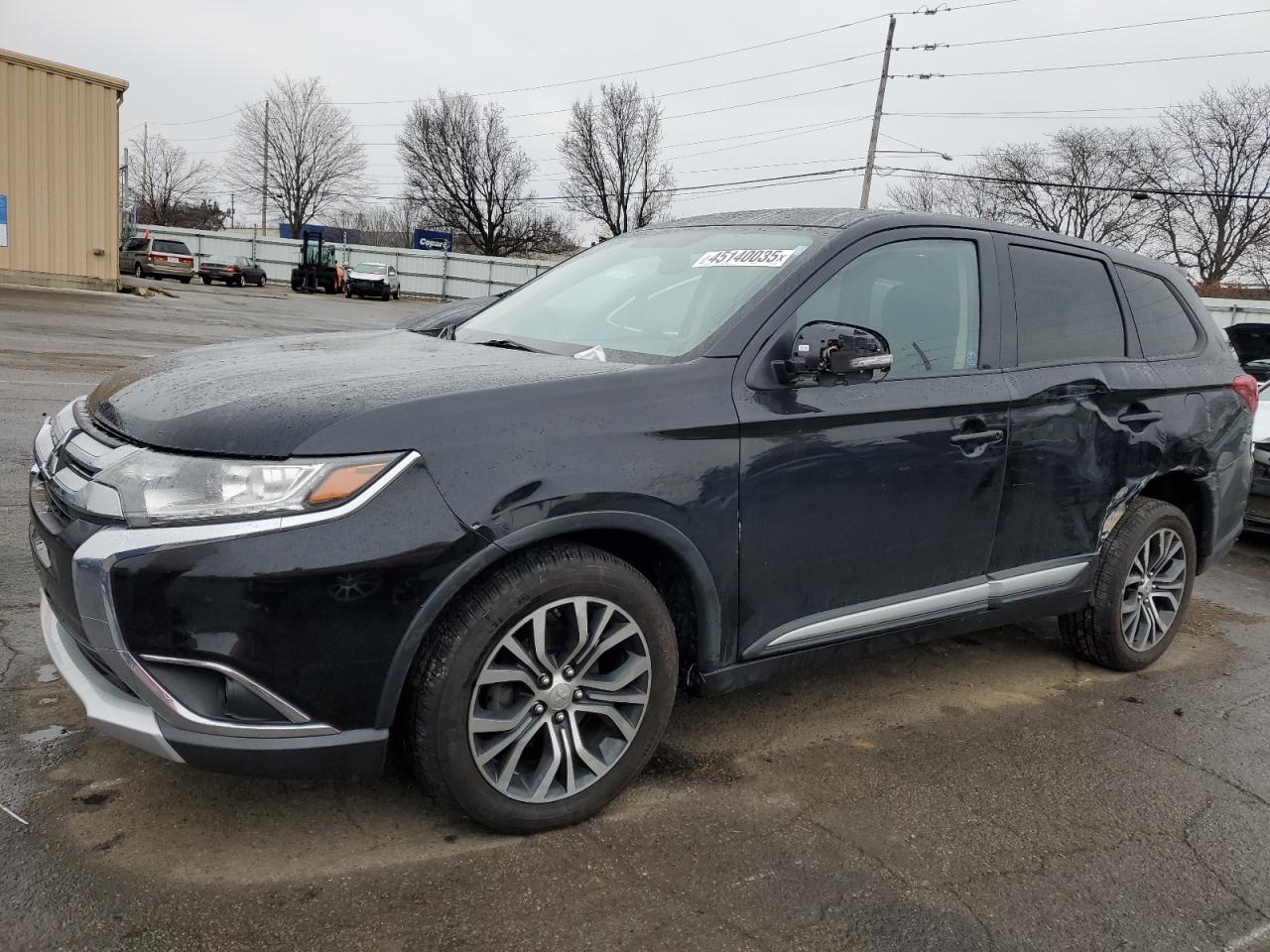 2017 Mitsubishi Outlander - Image 1