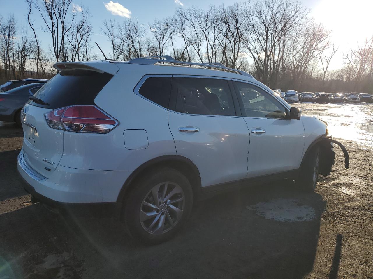 2014 Nissan Rogue - Image 3