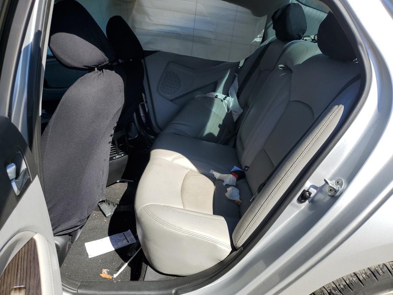 2014 Kia Optima - Image 10