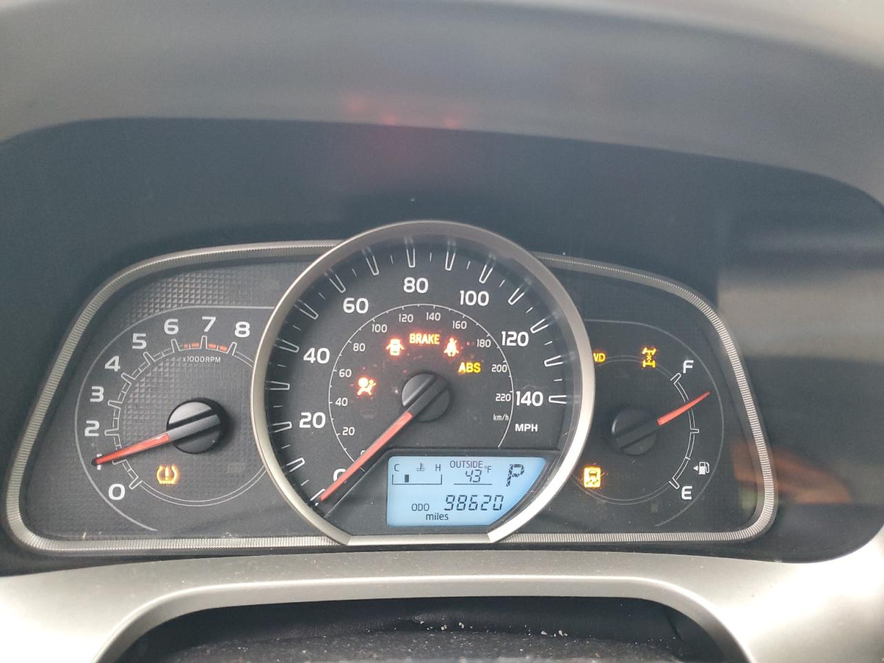 2013 Toyota RAV 4 - Image 9