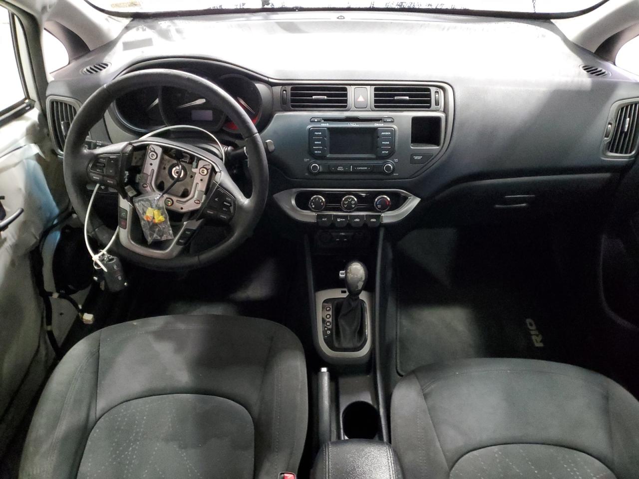 2013 Kia Rio - Image 8