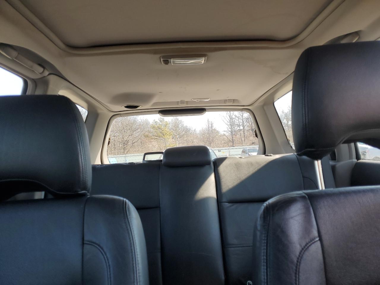 2004 Subaru Forester - Image 10