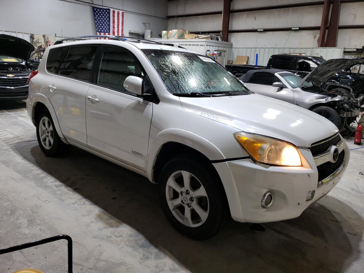 2010 Toyota RAV 4 - Image 4