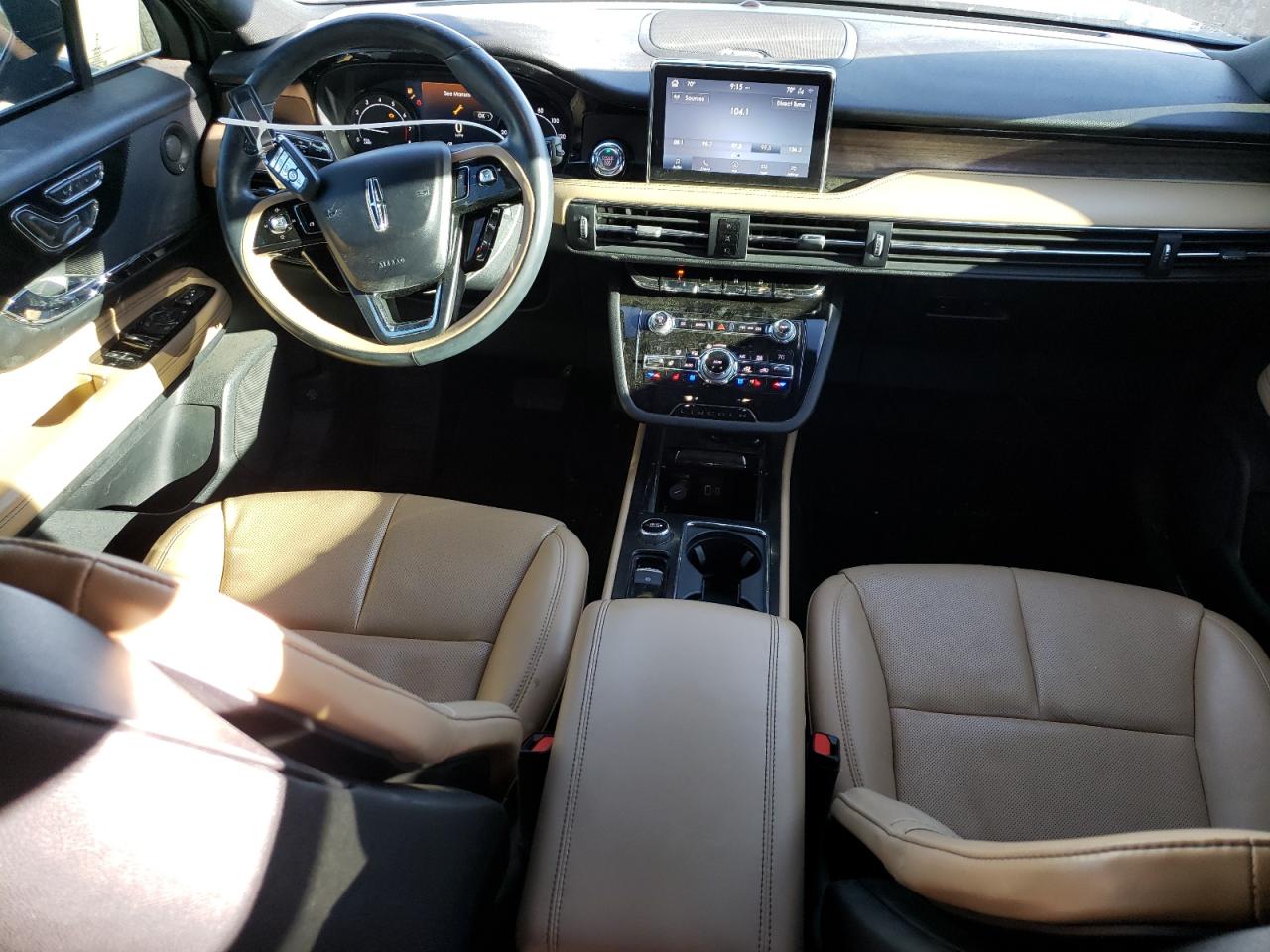 2020 Lincoln Corsair - Image 8