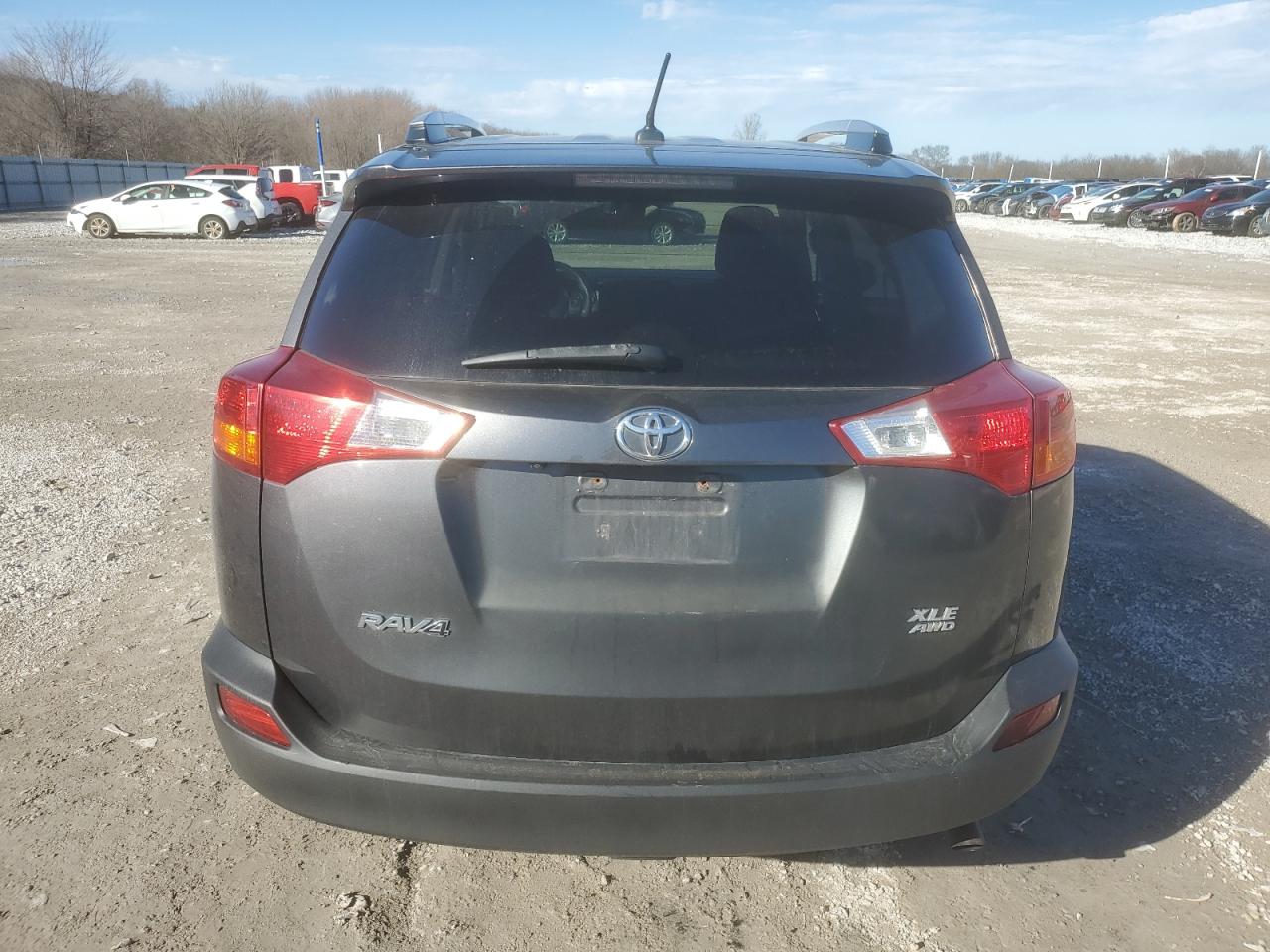 2015 Toyota RAV 4 - Image 6