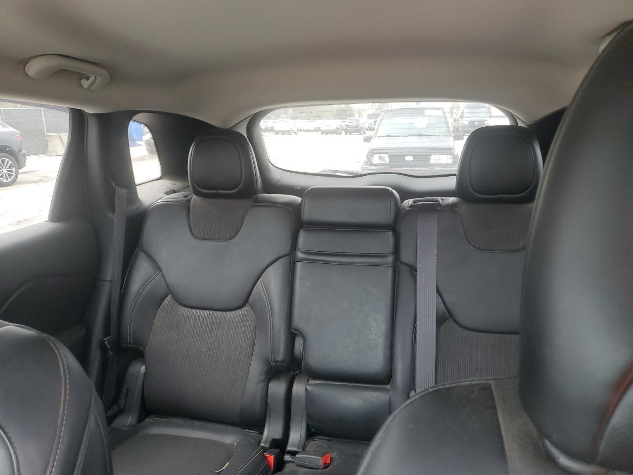 2018 Jeep Grand Cherokee - Image 10