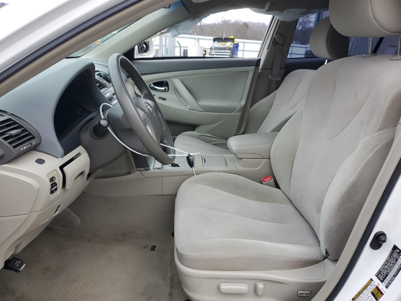 2011 Toyota Camry - Image 7