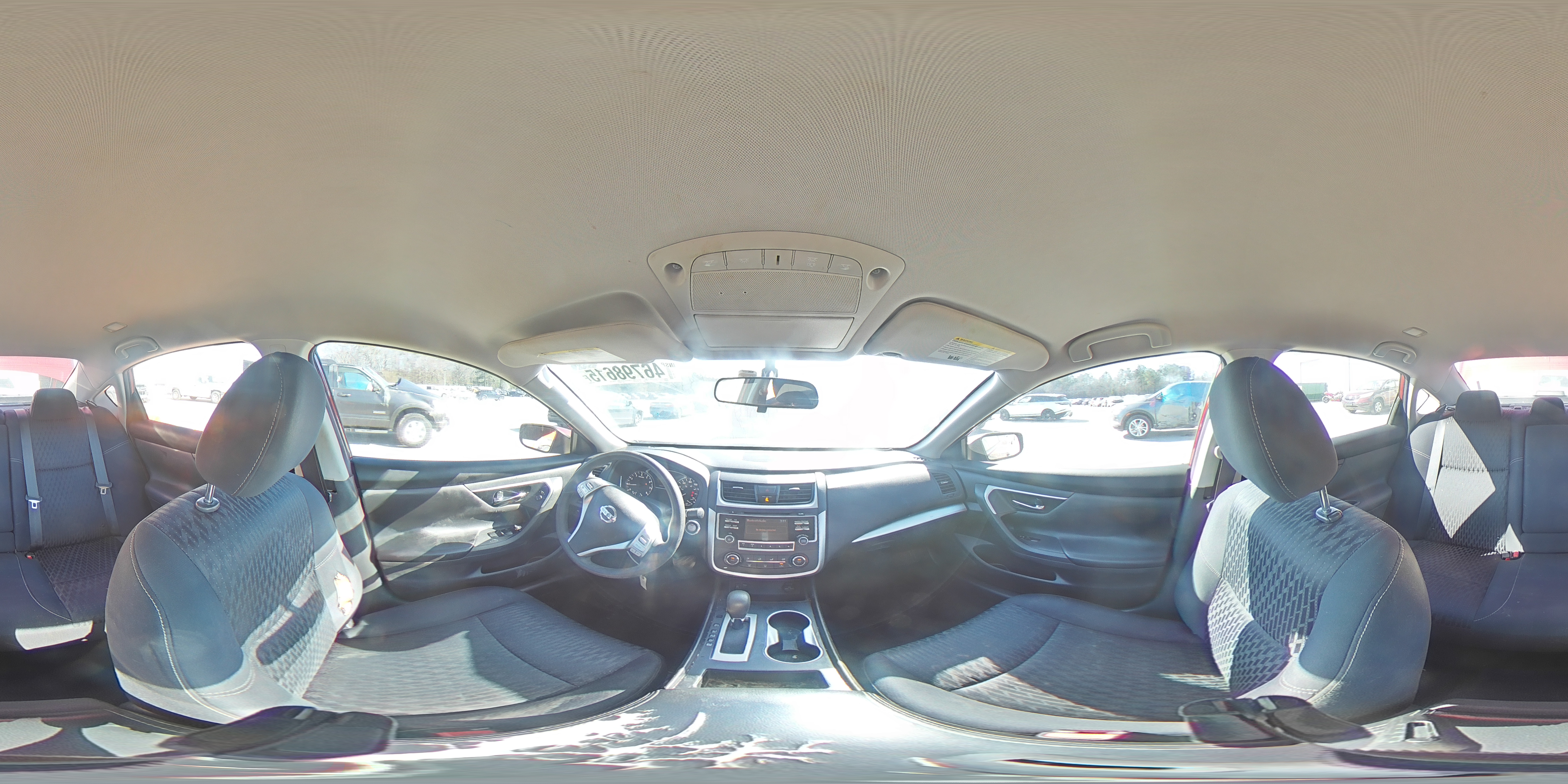 2017 Nissan Altima - Image 12