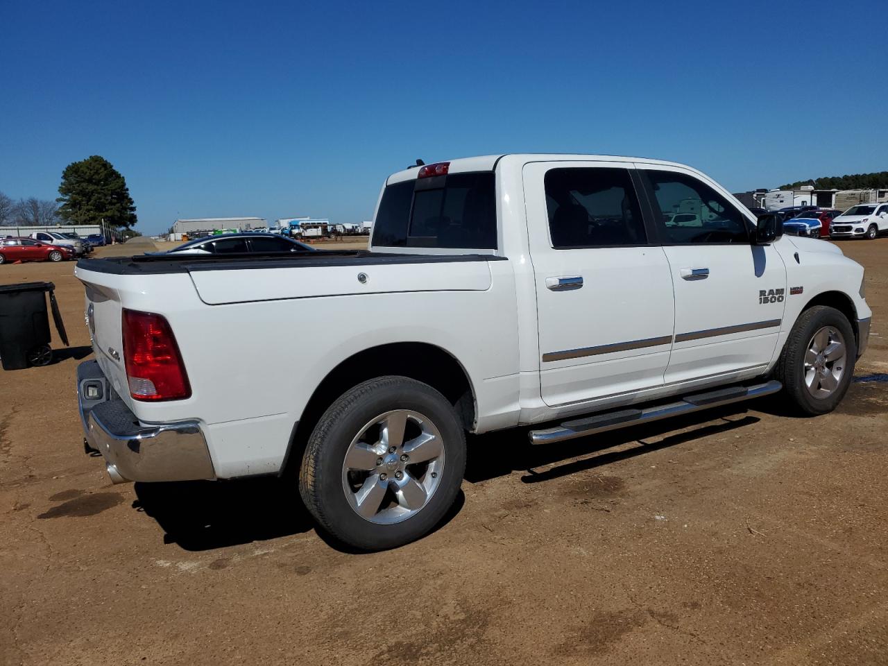 2017 RAM 1500 - Image 3